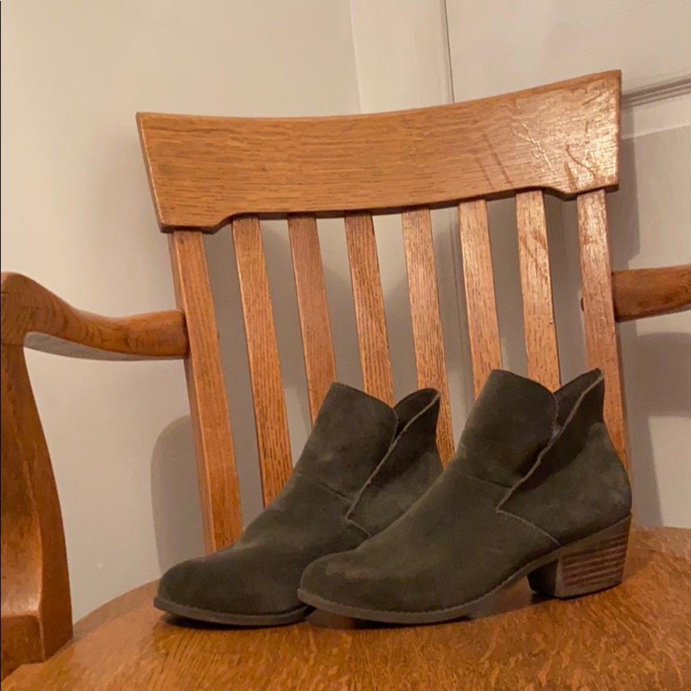 Heeled ankle boots